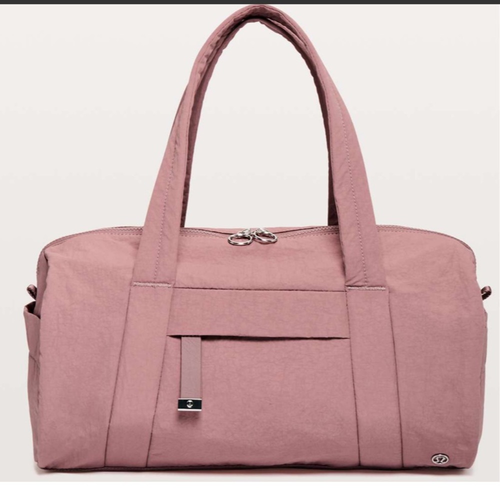 Lululemon On My Level Barrel Bag *16L